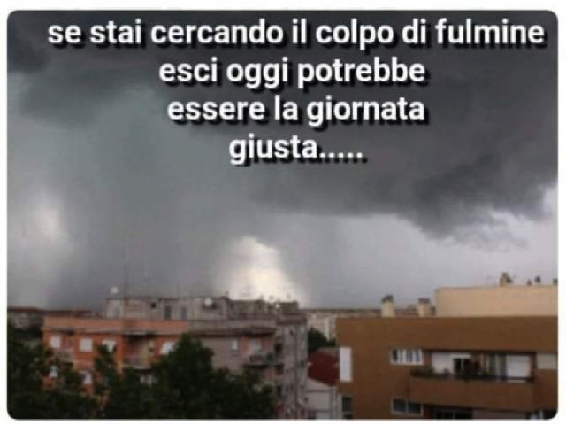 frasi divertenti pioggia