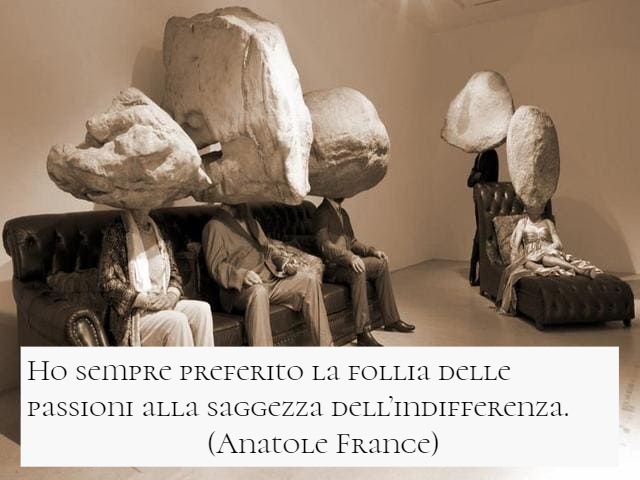 l'indifferenza frasi