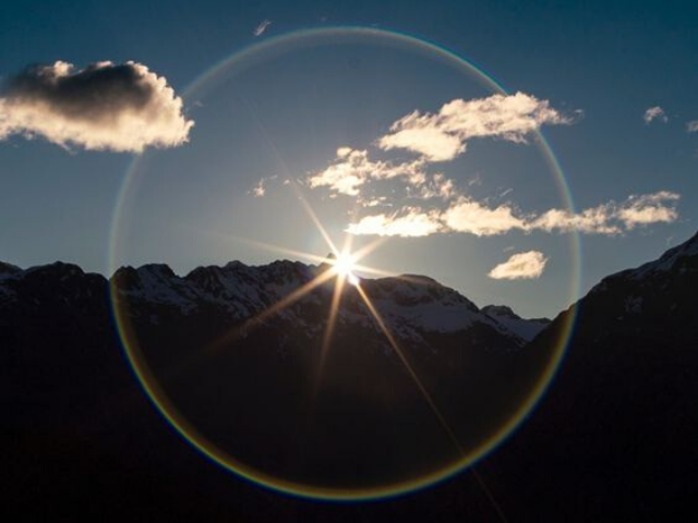 immagini dell'alba sul mare