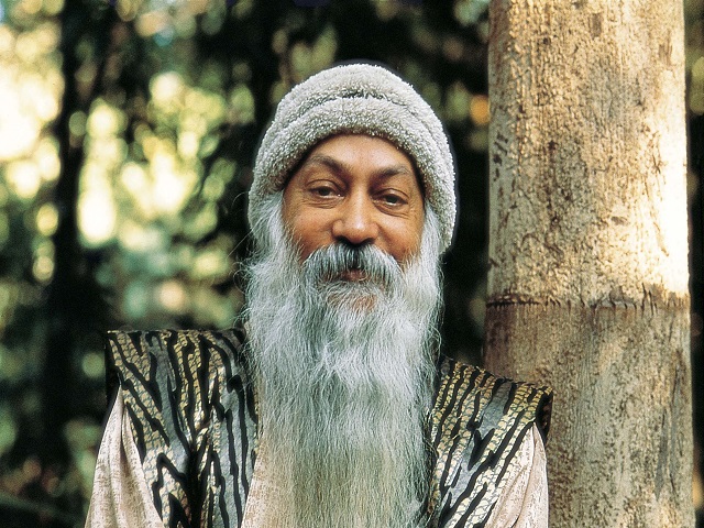 Osho: frasi, aforismi e immagini. 215 citazioni imperdibili