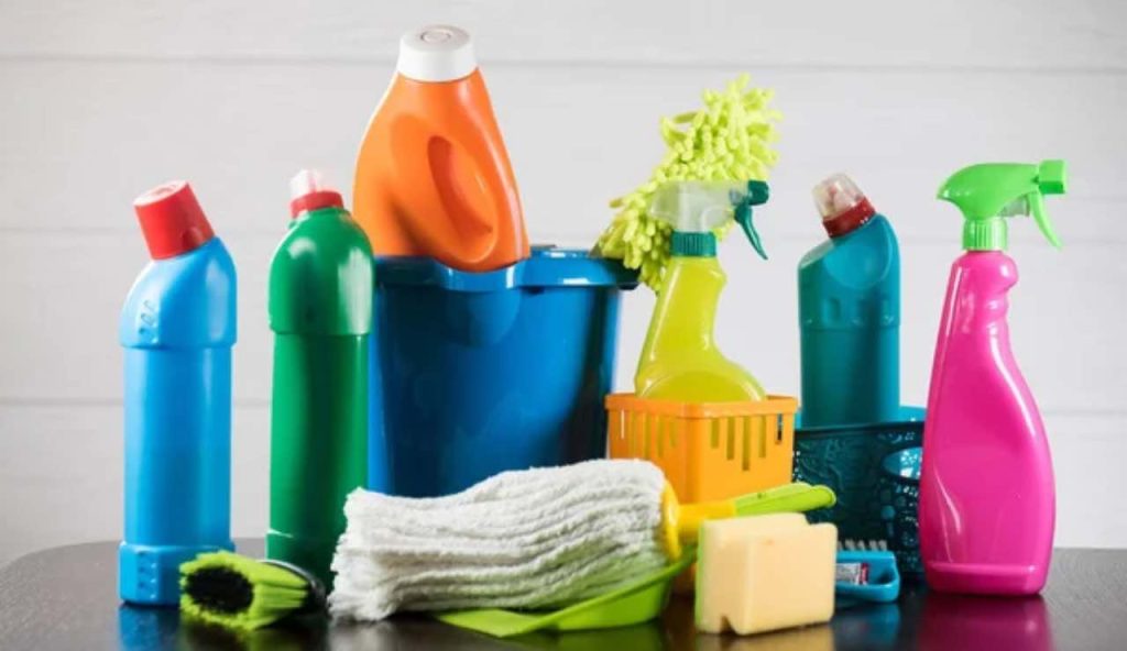 Detersivo, troppo tardi per chi l’ha già usato | Se ha questo colore, prepara il testamento: hai le ore contate