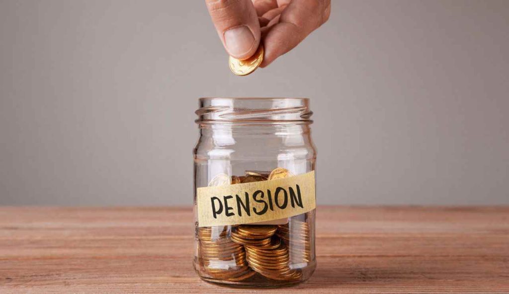 Pensioni, taglio improvviso fino a 200 euro da giugno per migliaia di italiani | Tutta colpa di questo Bonus