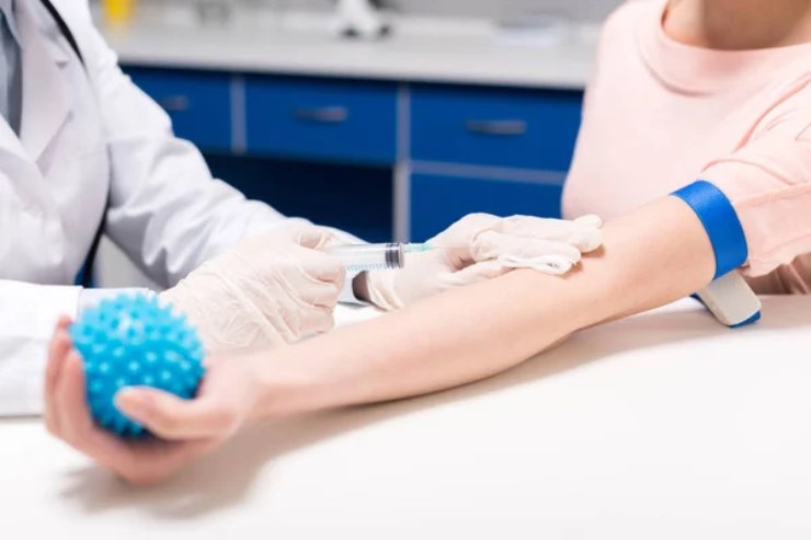 Test sangue rivelato 2 tumori salvarti vita